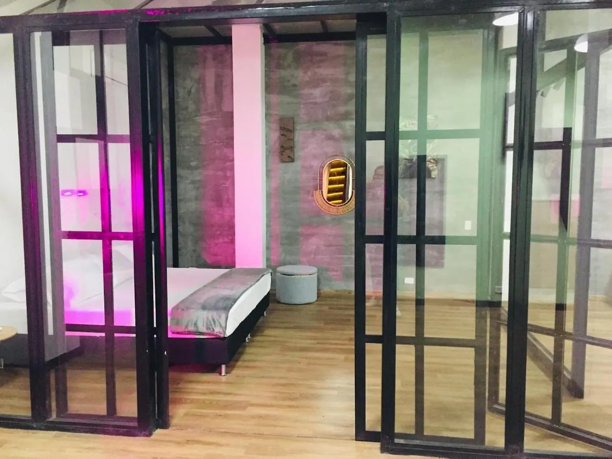 Aparthotel Soy Local Primavera Medellín
