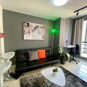 https://granada-full-apartamento-con-parqueadero-gratis.cali-hotels.com
