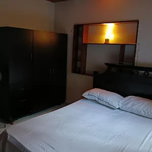https://apartamento-con-parqueadero.cali-hotels.com